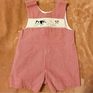 House of Hatten Smocked Farm